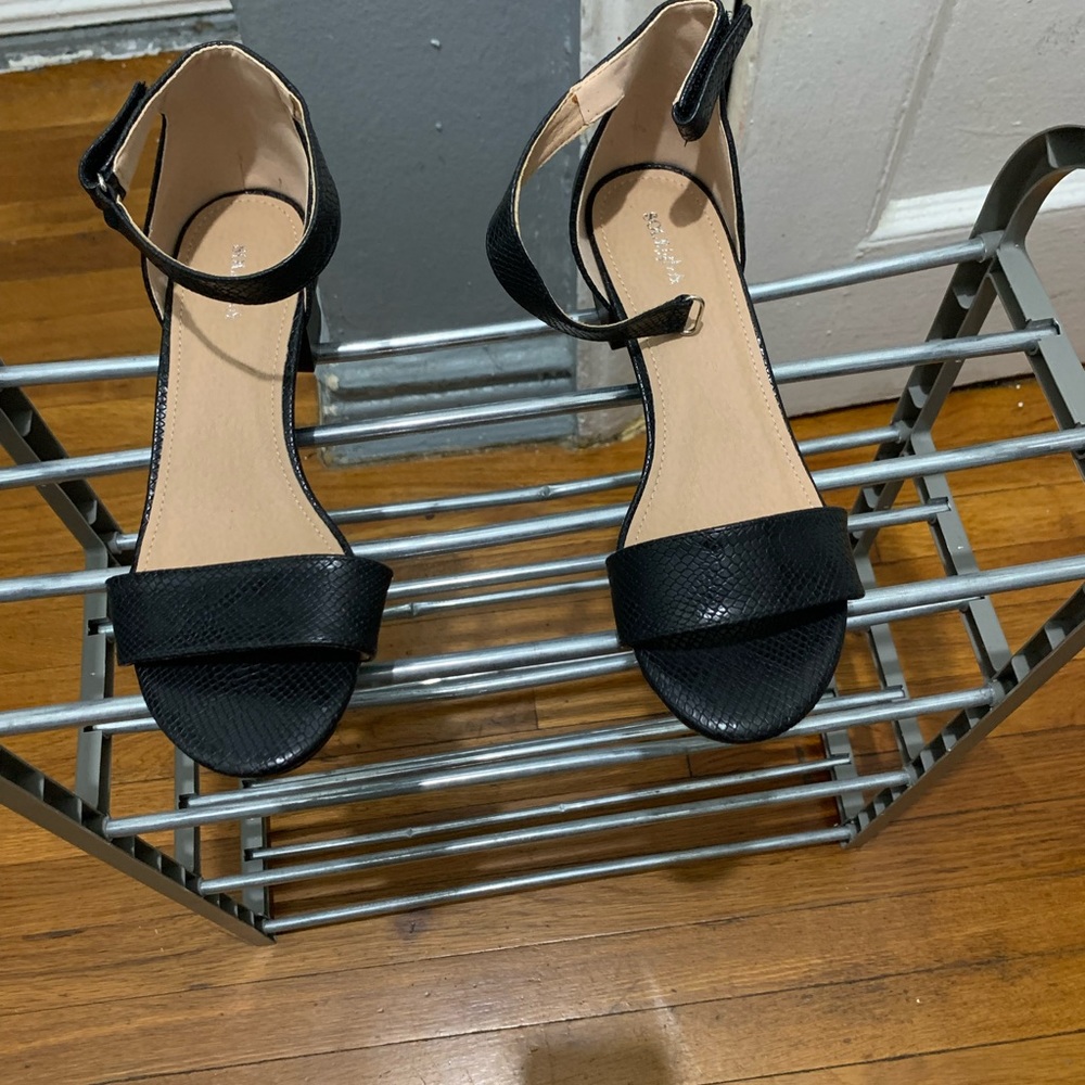 snake skin shoes